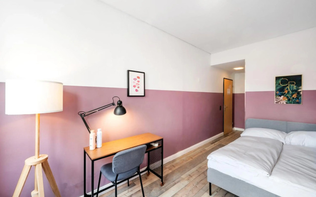 Becozy Self Check-in & Pop-up Hotel