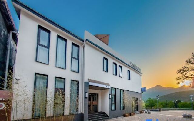 Qieman · Huanshan Viewing Life Boutique Hotel (Yuntai Mountain Anshang Service Area Branch)