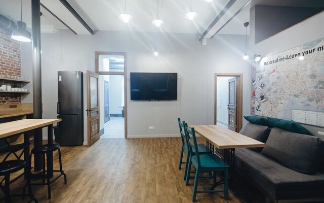 SupeRGood Hostel