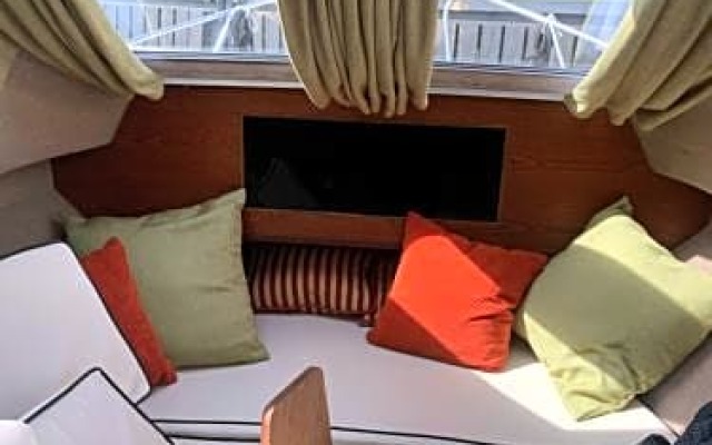 Barrs Court Beds