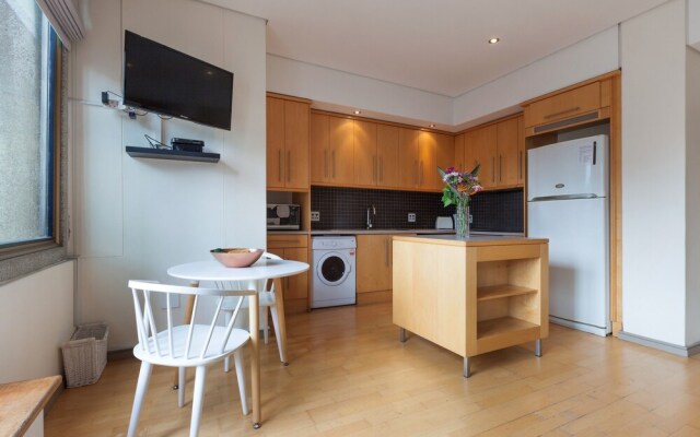 Cartwrights Corner 808 by CTHA