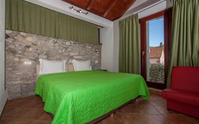Garden Apartment Hotel Split