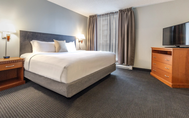 Hotel Saint-Laurent Montreal