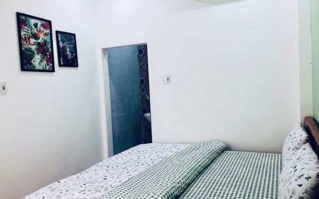 L hostel