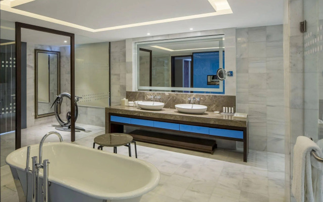 Le Meridien Dhaka