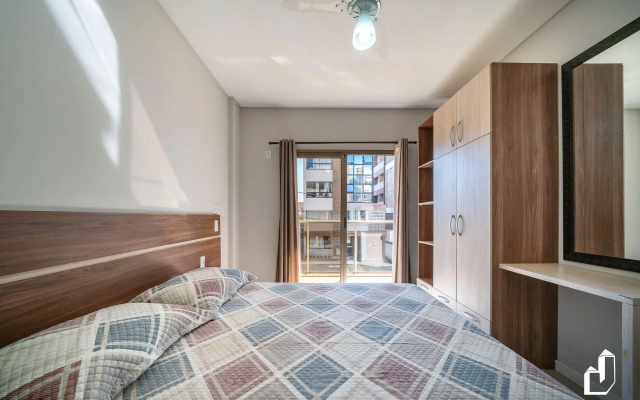 Apartamento Com 02 Dormitórios