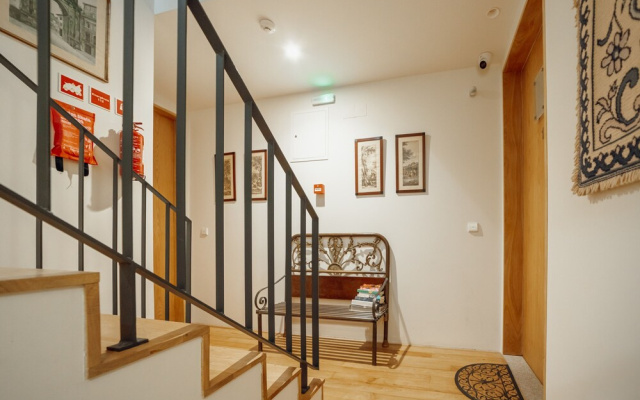 Carmo Residence Porto - S Helena by Vacationy