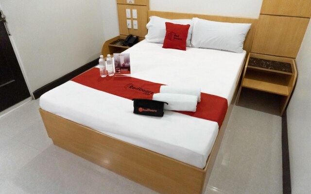 Reddoorz Near Starmall Alabang