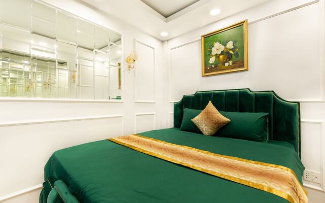 White Diamond PN Hotel