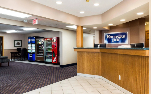 Bison Inn & Suites on University
