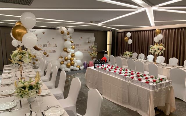 Zhuhai Charming Holiday Hotel