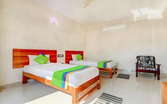 Treebo Atithi Comforts, 1 Km From Nisargadhama Forest