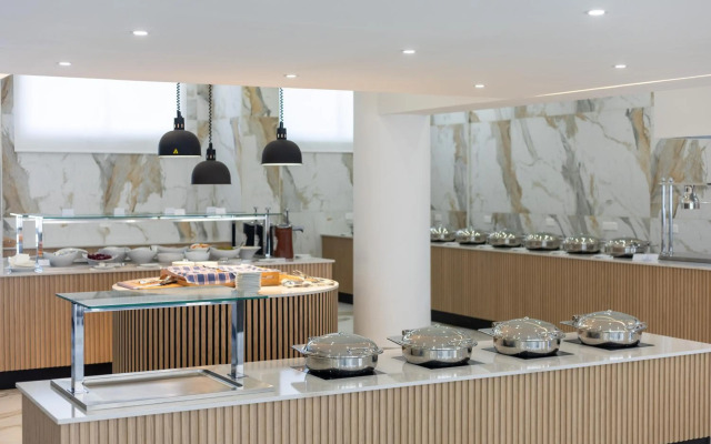 Papouis Protaras Hotel