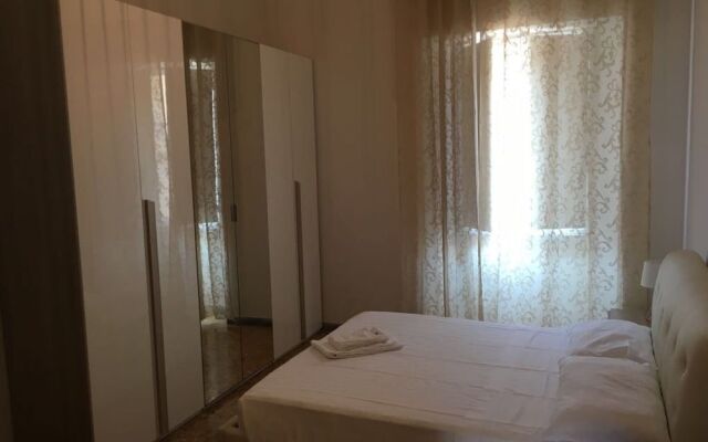 Colonna Suite Luxury - Termini Station Big Apartment