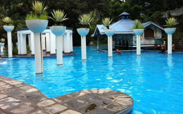 Riverside Spring Resort