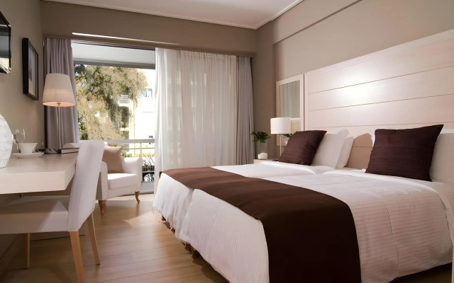 Sea View Cityscape Hotel