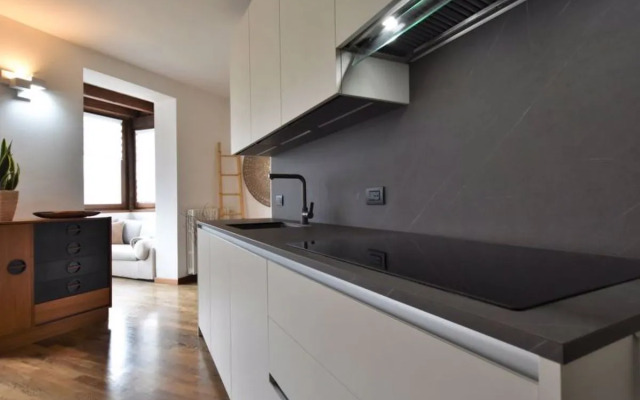 Valley View Pool Apartment