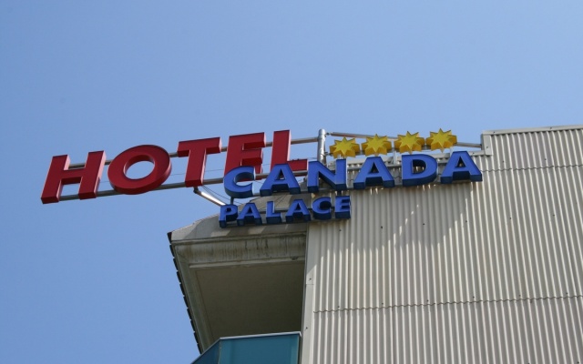 Hotel Canada Palace