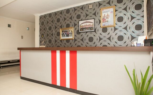 RedDoorz near Maranatha University 3