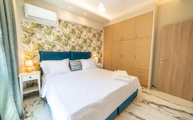Thomas Villa Hersonissos - Private Pool - Sleeps 6