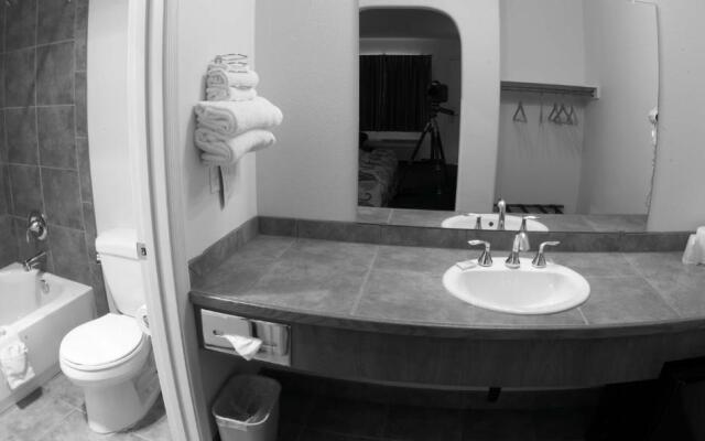 Premier Inns Thousand Oaks