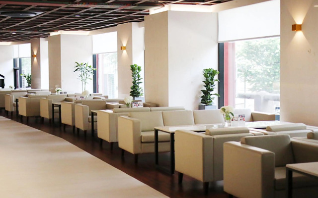 Commodore Hotel Busan