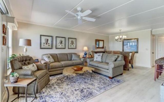 103 Sailmaker by RedAwning
