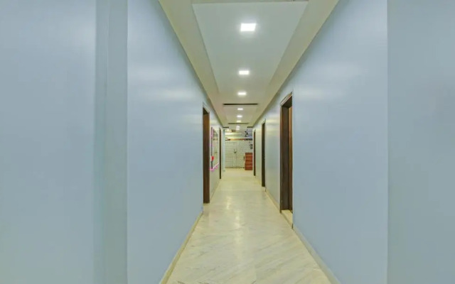 OYO 82467 Twilight Inn
