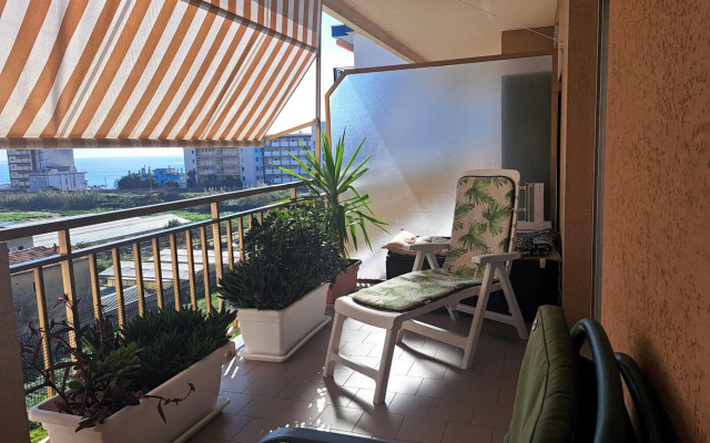 Appartamento - terrazzo vivibile vista mare wi-fi gratuito