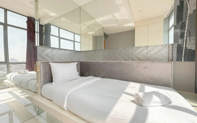 Spacious And Comfortable Living 3Br Apartment At Aryaduta Residence