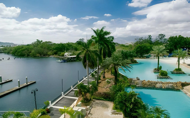 Subic Bay Yacht Club