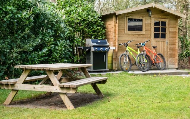 Secluded Bungalow in Laag-soeren With Garden