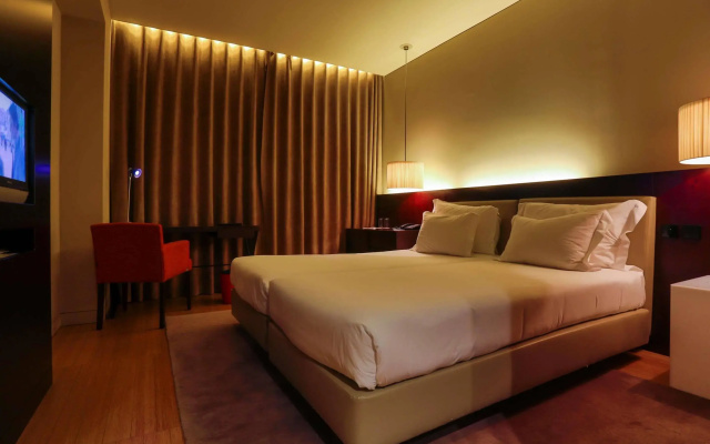 WR Hotel São João da Madeira