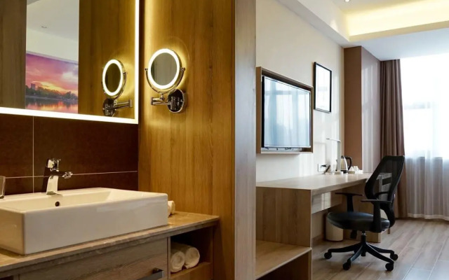 Teda Central Hotel