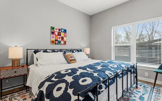 2112 Thornton