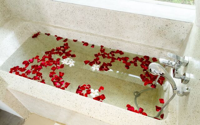 RelaxOn Boutique Villa Hotel