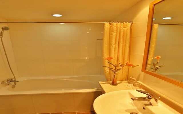 Rayfont Downtown Hotel Shanghai (Xuhui)