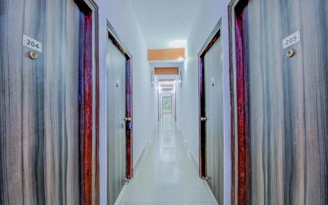 Hotel Deshbandhu By OYO Rooms