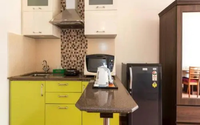 Amidst Monuments And Serenity