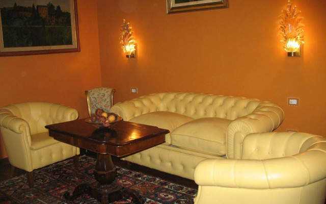 The Tuscanian Hotel