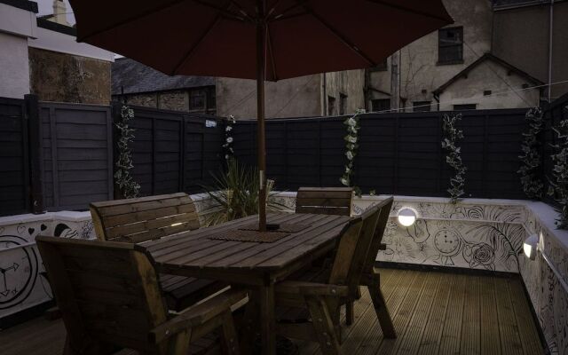 Violets Wonderland Cottage