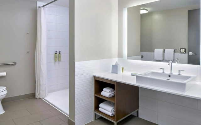 Element Vancouver Metrotown