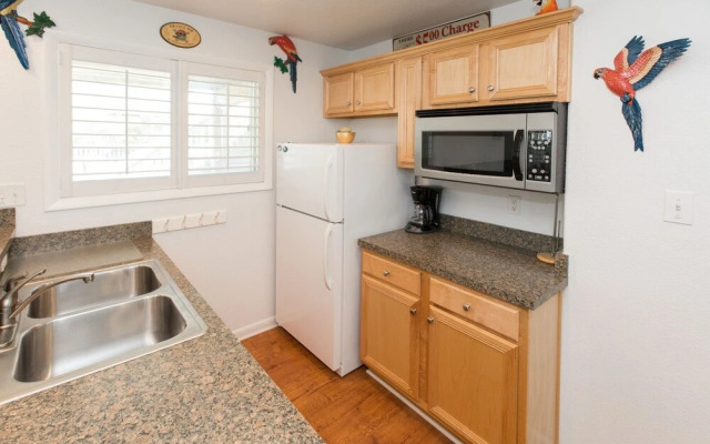 Recovery Room - 6 Br Home