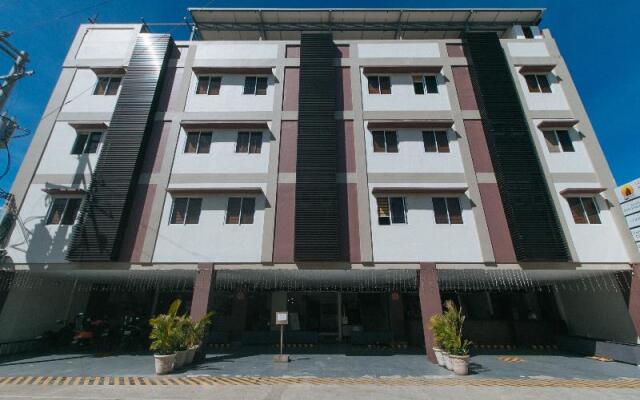 Reddoorz @ Leoncia Apartelle Mandaue City