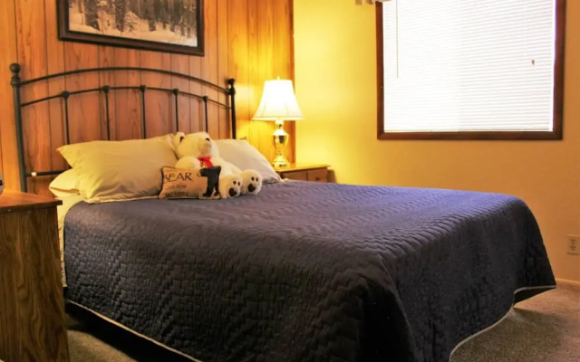 Cabin with Foosball-Southern Comfort