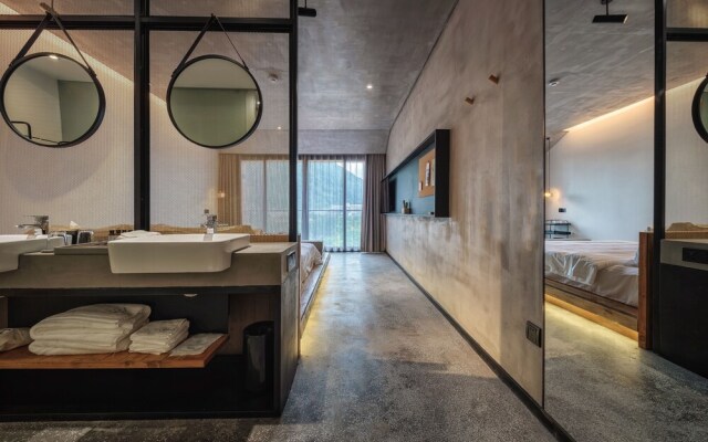 Zhangjiajie SIXX Hotel