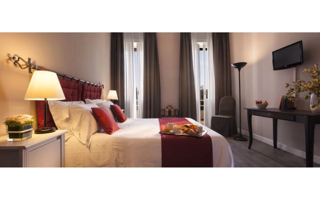 Hotel Benaco