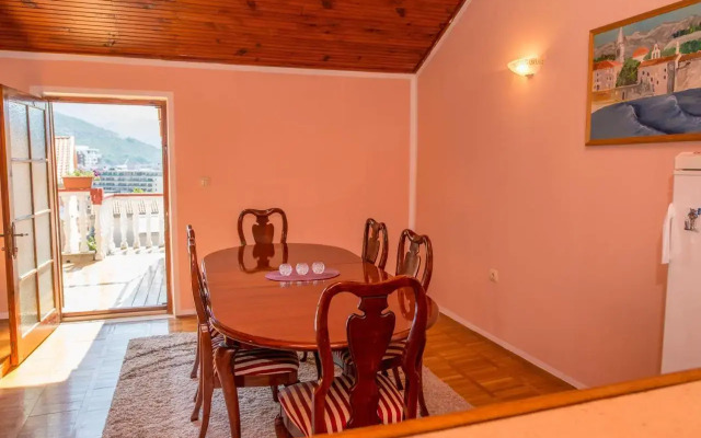 Apartment Quince
