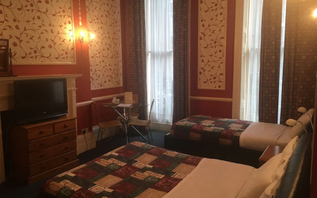 Hadleigh Hotel