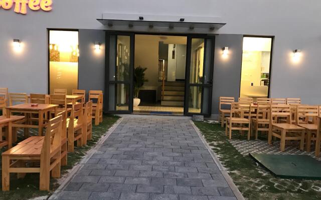 VYVY Hotel